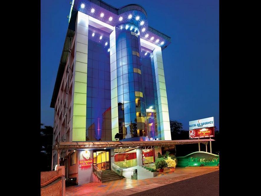 Sm Regency Kochi Екстериор снимка